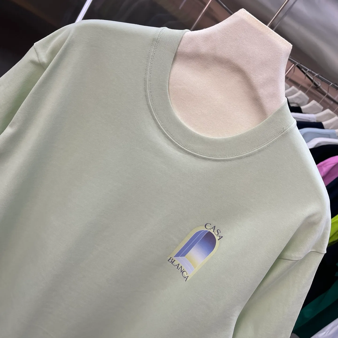 New Arrival Casablanca Casablanca Classic Series printed short-sleeved T-shirt for celebrities. It is made of Xinjiang long-staple cotton ~ grams. The color of the fabric is custom-dyed and will not shrink or fade. It feels comfortable and has a strong texture. A must-have for fashionable men and women, the Classic drop-shoulder wide version is available exclusively in In Stock! Color: White Black Blue fluorescent color Light Green color (5 colors) Size: S M L XL XXL